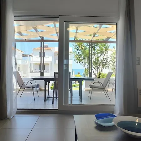 Villa Seafront Christina *