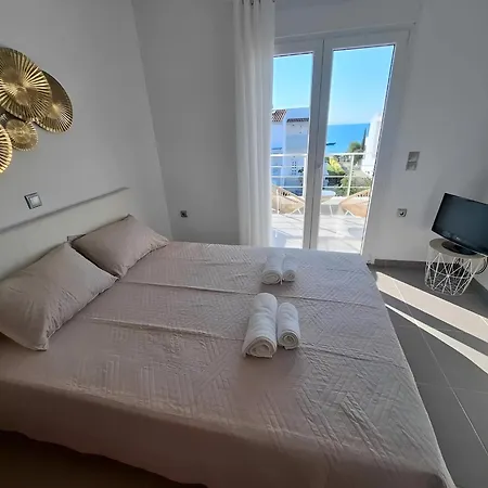 Seafront Christina * Κανατάδικα